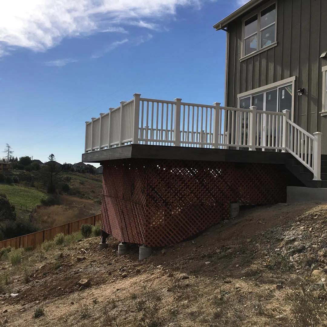 Composite Deck project in Santa Rosa by Soulié Construction — photo 3