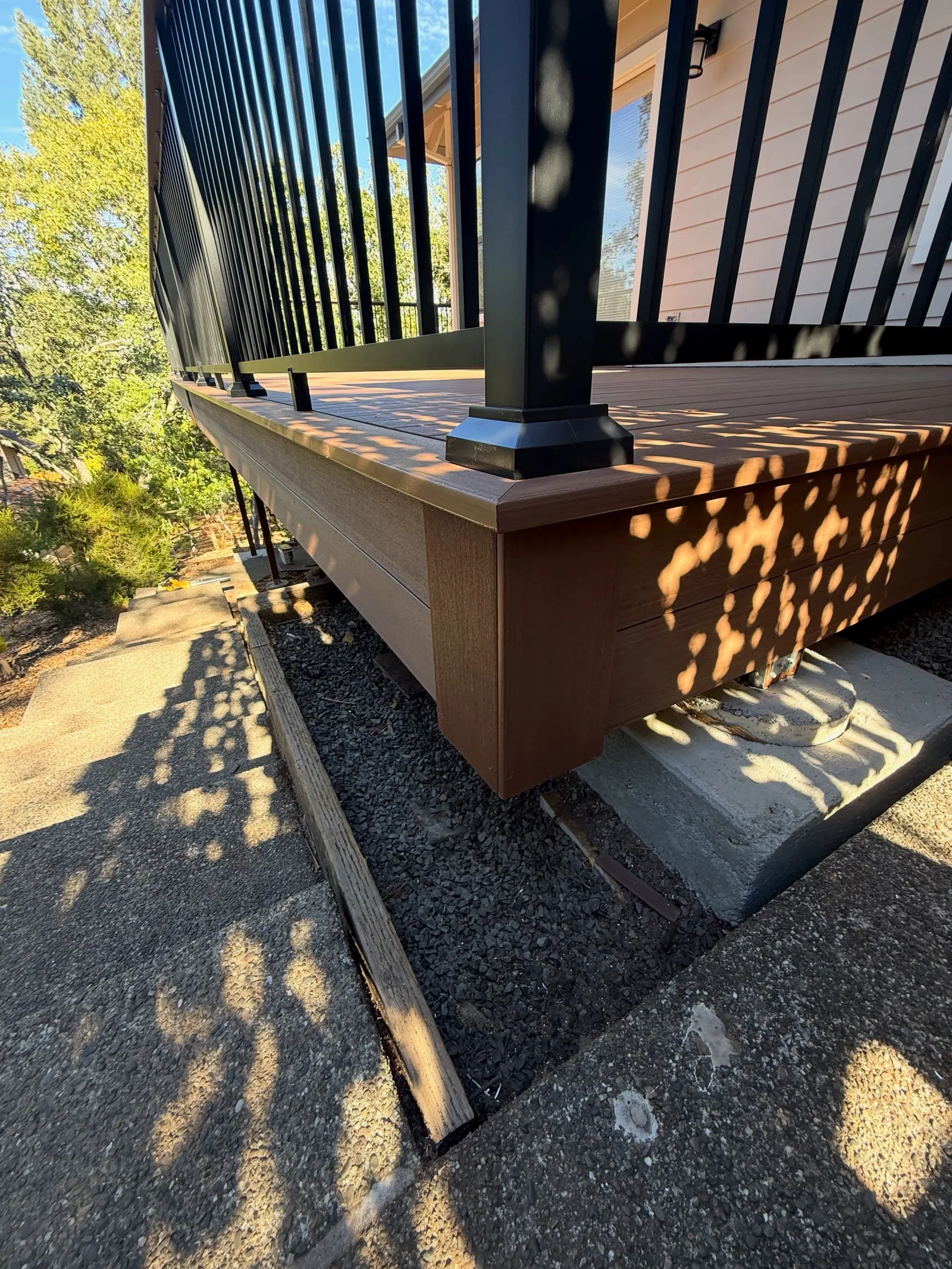 Composite Deck project in Santa Rosa by Soulié Construction — photo 5